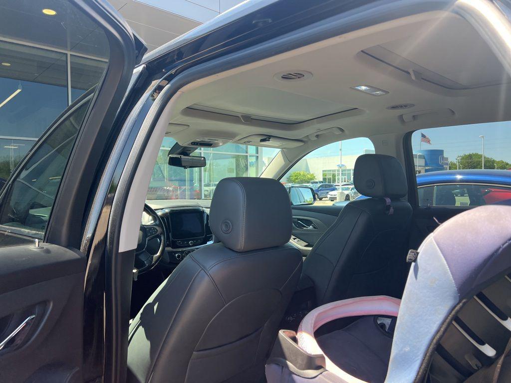 used 2018 Chevrolet Traverse car, priced at $20,990