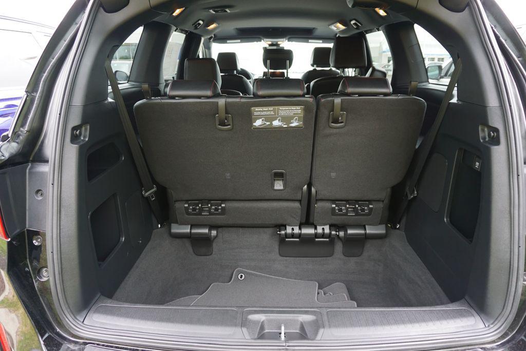 used 2026 Honda Odyssey car, priced at $41,990