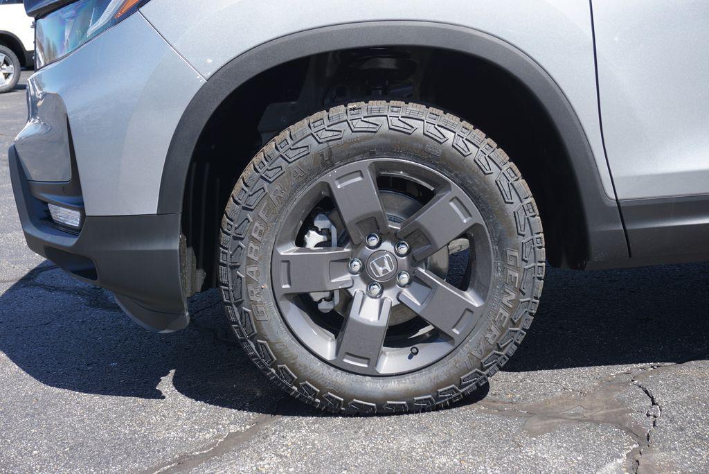 new 2026 Honda Ridgeline car, priced at $44,838