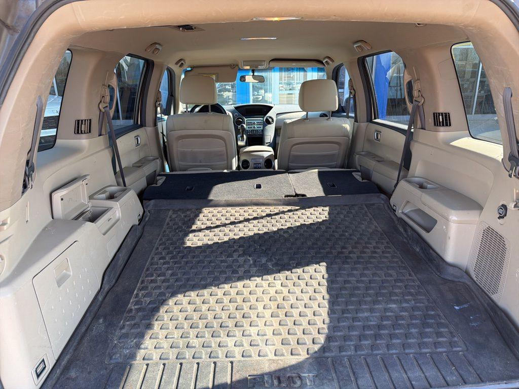 used 2011 Honda Pilot car, priced at $6,400