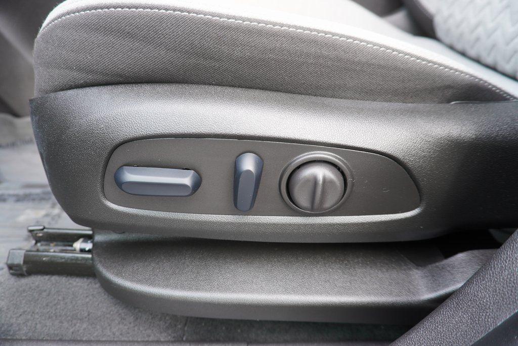 used 2024 Chevrolet Equinox car, priced at $23,200