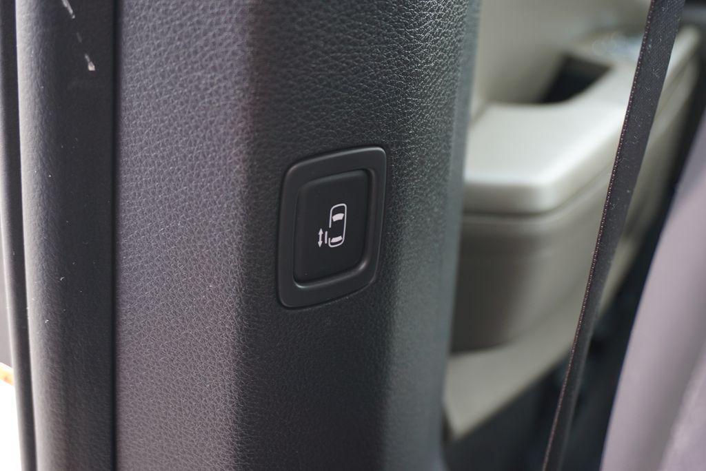 used 2025 Kia Carnival car, priced at $36,990