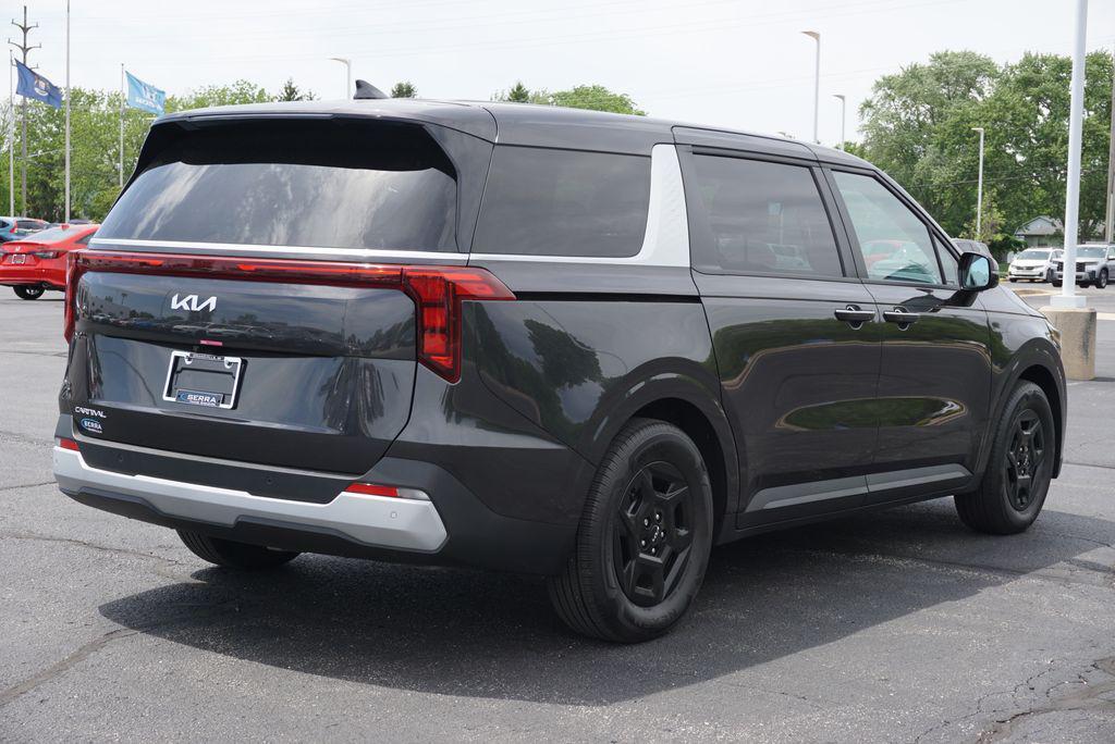 used 2025 Kia Carnival car, priced at $36,990