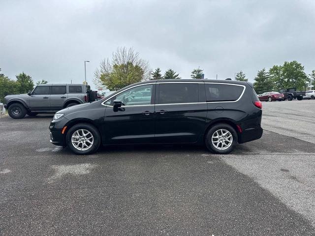 used 2023 Chrysler Pacifica car, priced at $23,380