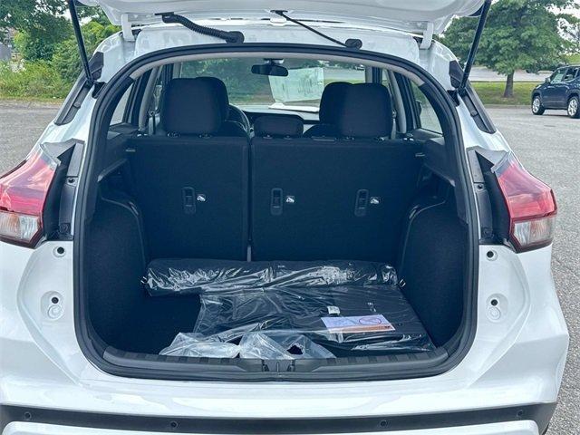 new 2025 Nissan Kicks Play car, priced at $22,441