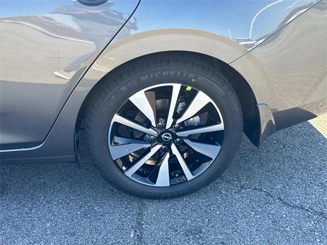 new 2025 Nissan Sentra car, priced at $23,618