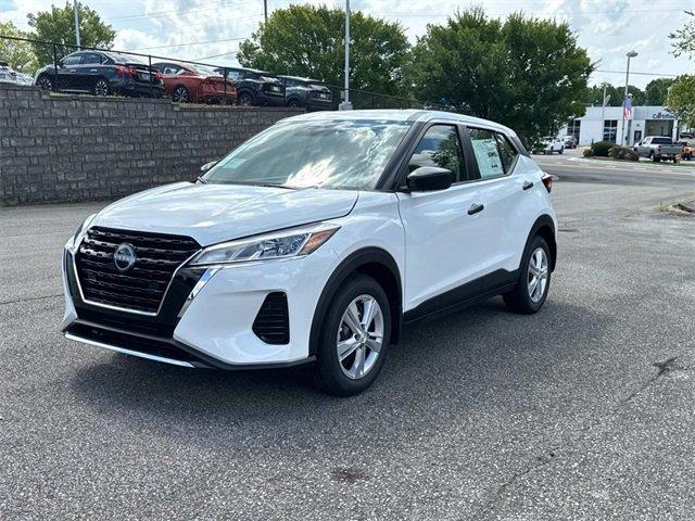 new 2025 Nissan Kicks Play car, priced at $22,533