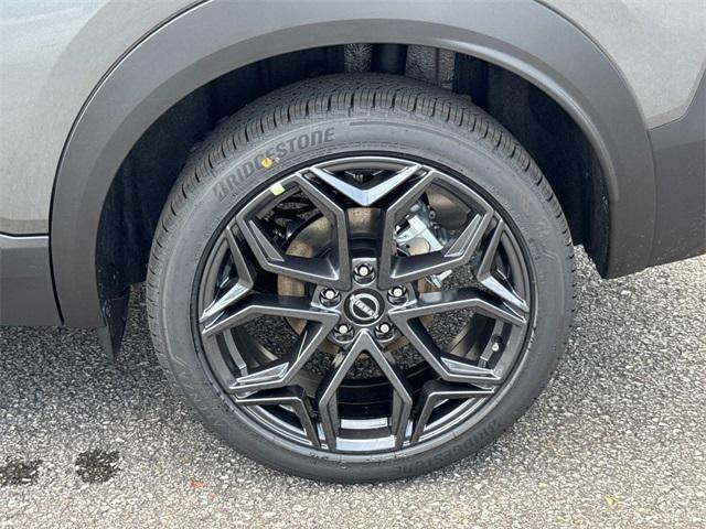 new 2025 Nissan Kicks car, priced at $27,961