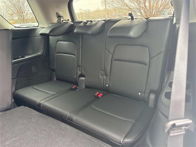 new 2025 Nissan Pathfinder car, priced at $39,324