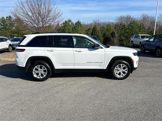used 2023 Jeep Grand Cherokee car, priced at $27,784