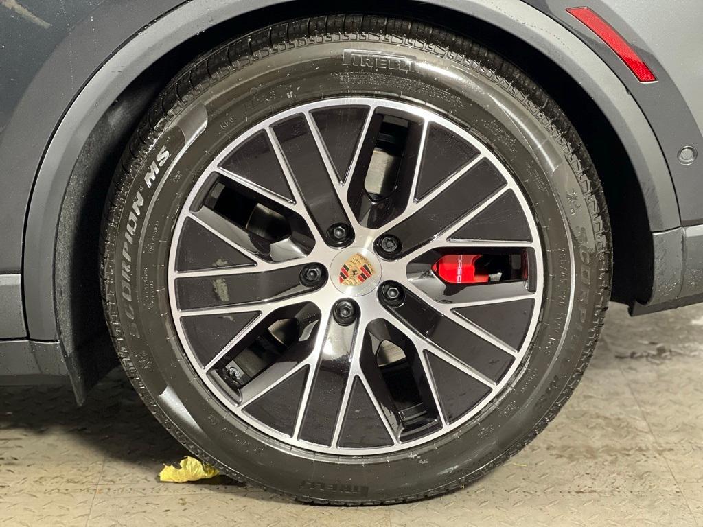 new 2025 Porsche Macan car, priced at $99,865