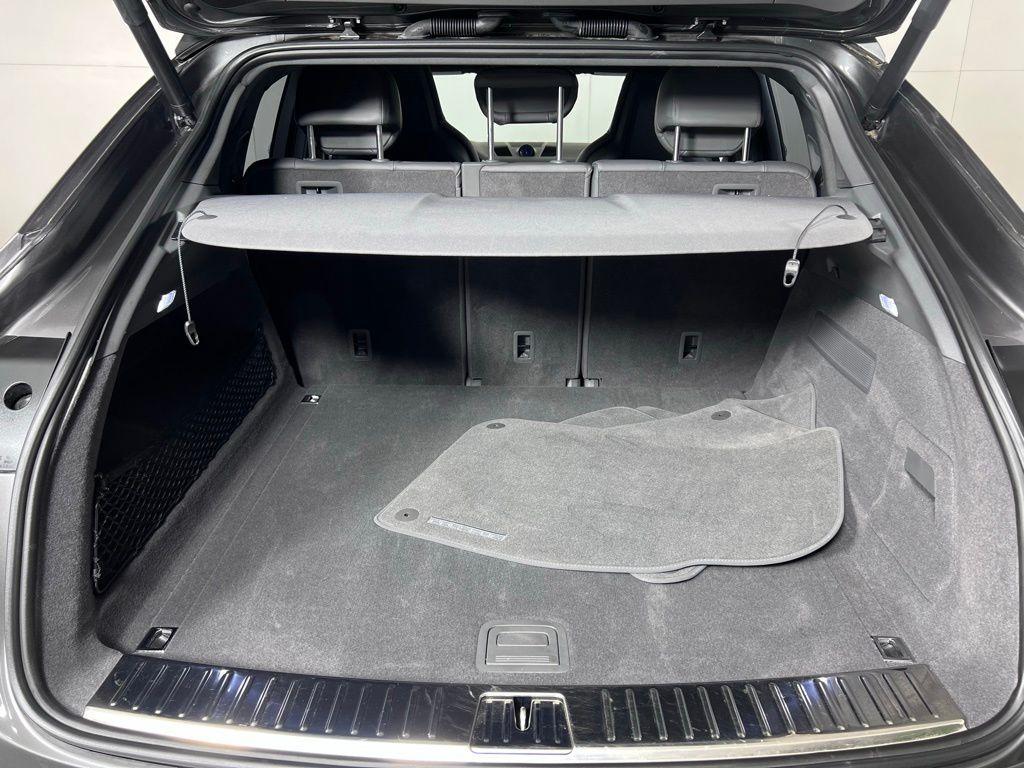 used 2022 Porsche Cayenne car, priced at $76,990