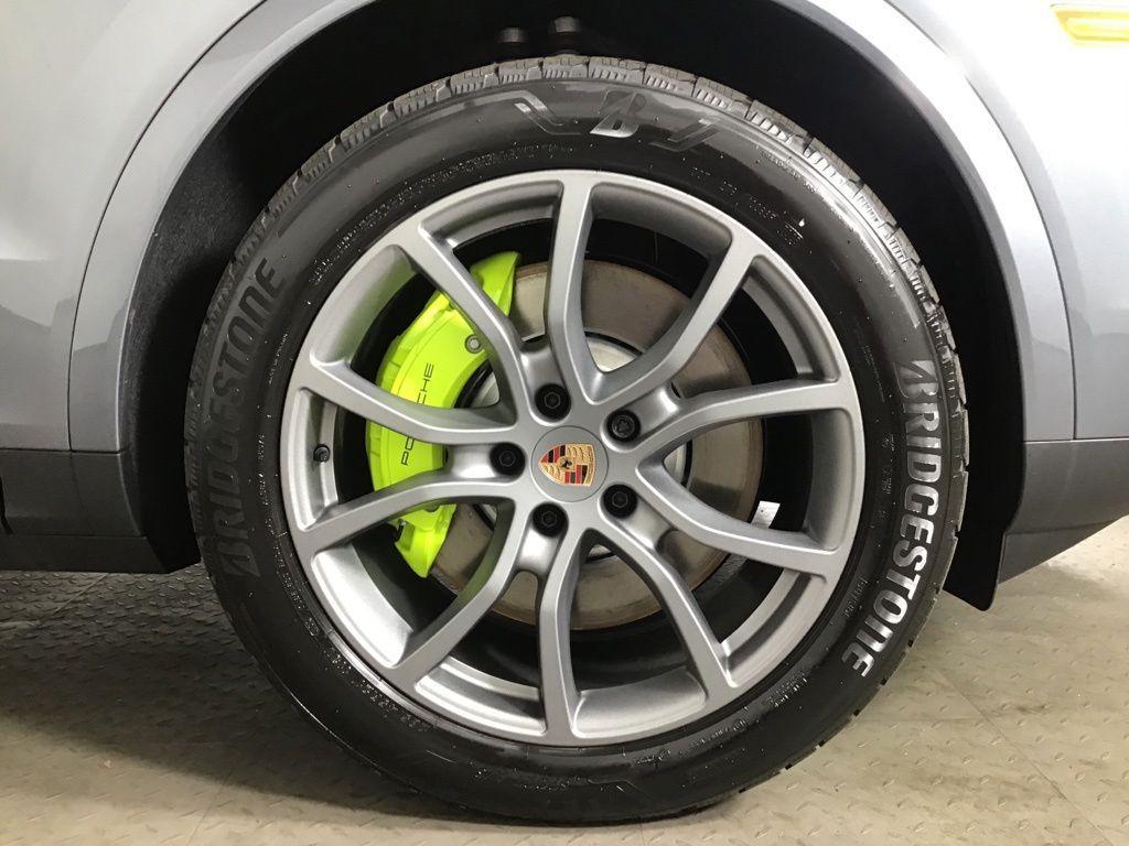 new 2026 Porsche Cayenne car, priced at $125,425
