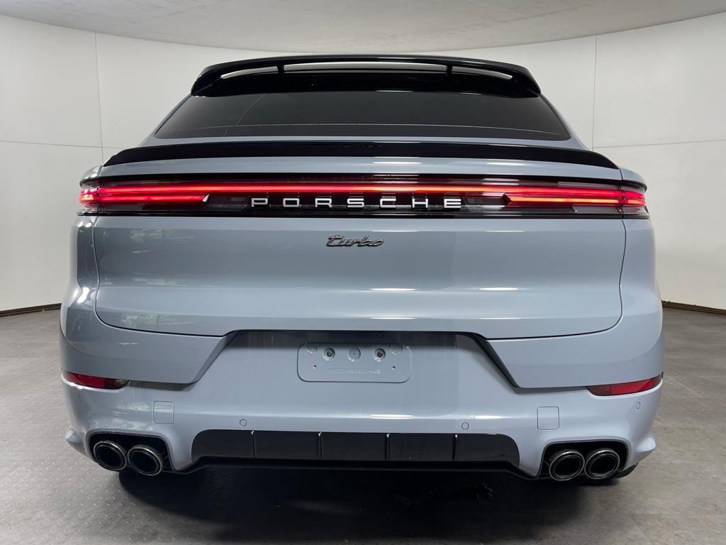 new 2025 Porsche Cayenne car, priced at $195,985