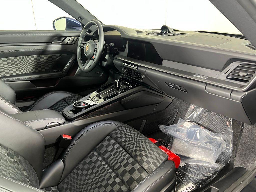 new 2026 Porsche 911 car