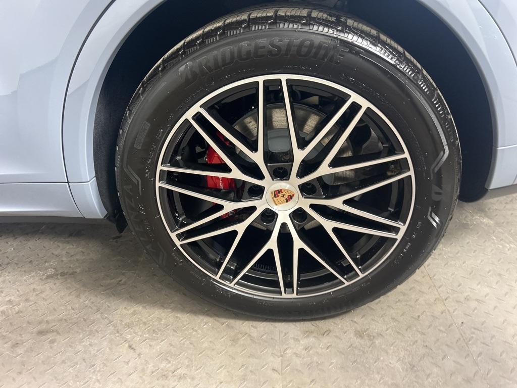new 2026 Porsche Cayenne car, priced at $130,190