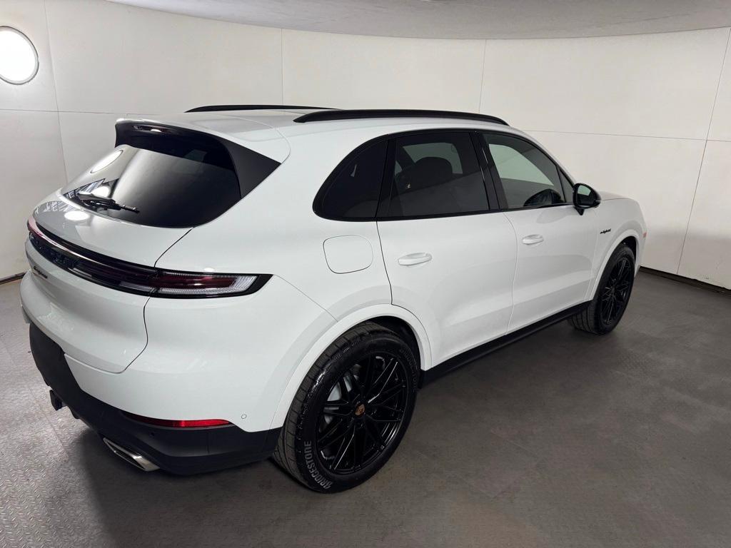 new 2025 Porsche Cayenne car, priced at $115,265