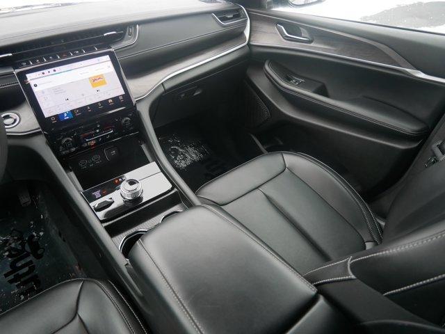 used 2024 Jeep Grand Cherokee car, priced at $35,598