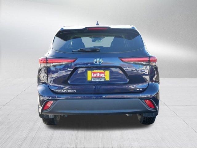 used 2022 Toyota Highlander Hybrid car, priced at $32,997