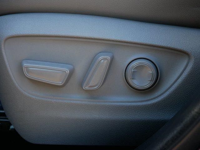 used 2022 Toyota Highlander Hybrid car, priced at $32,997