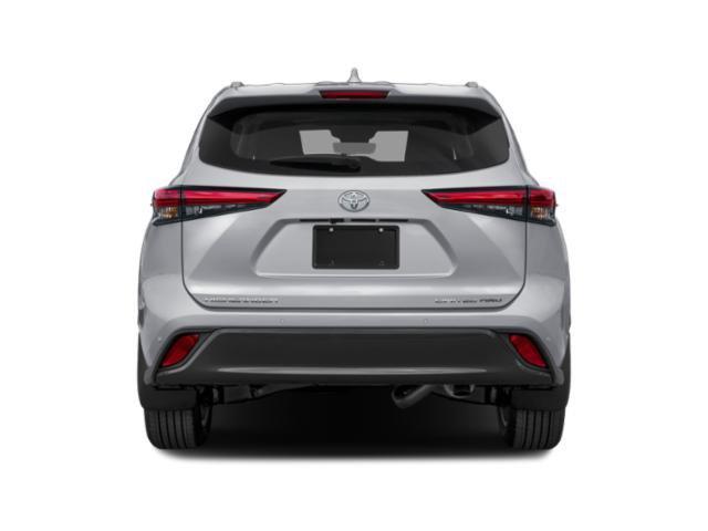 used 2023 Toyota Highlander car, priced at $34,998