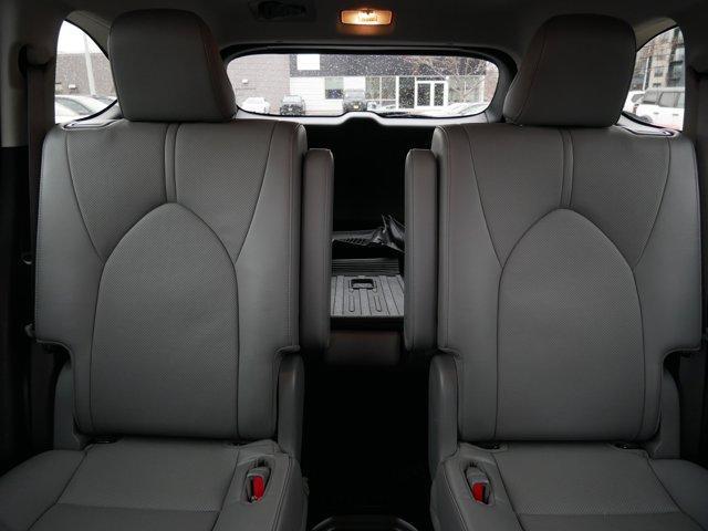 used 2023 Toyota Highlander car, priced at $34,997