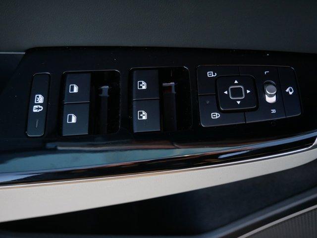 used 2024 Kia EV6 car, priced at $32,998