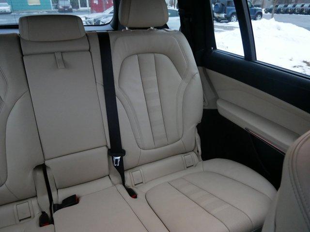 used 2022 BMW X7 car, priced at $54,998