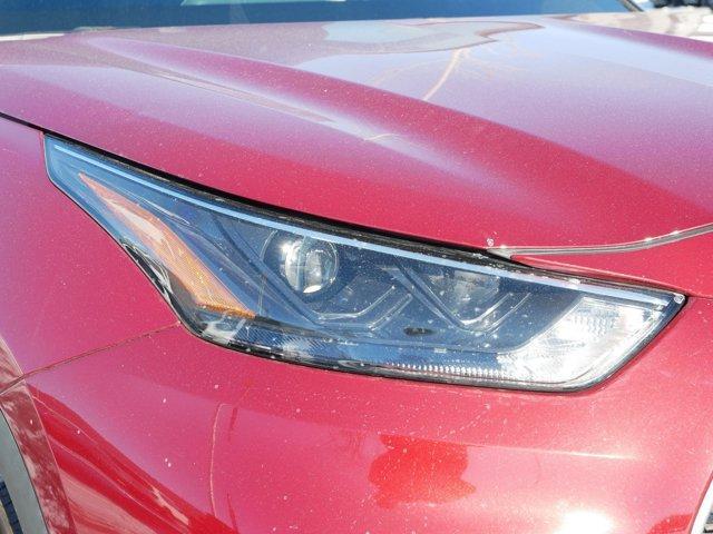 used 2022 Toyota Highlander car, priced at $34,498