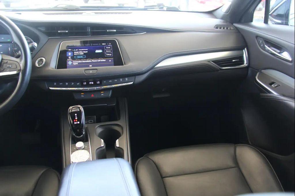 used 2022 Cadillac XT4 car, priced at $18,900