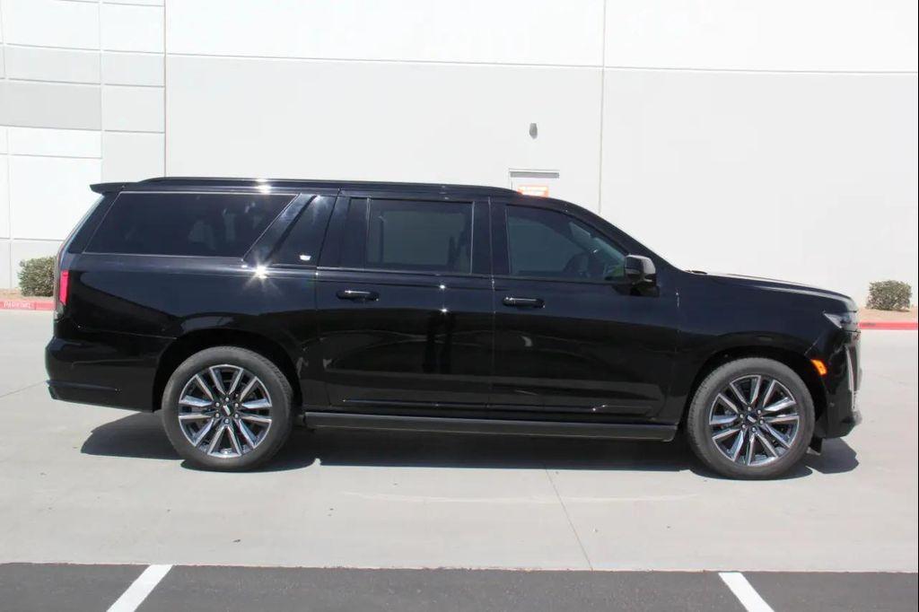 used 2023 Cadillac Escalade ESV car, priced at $64,900