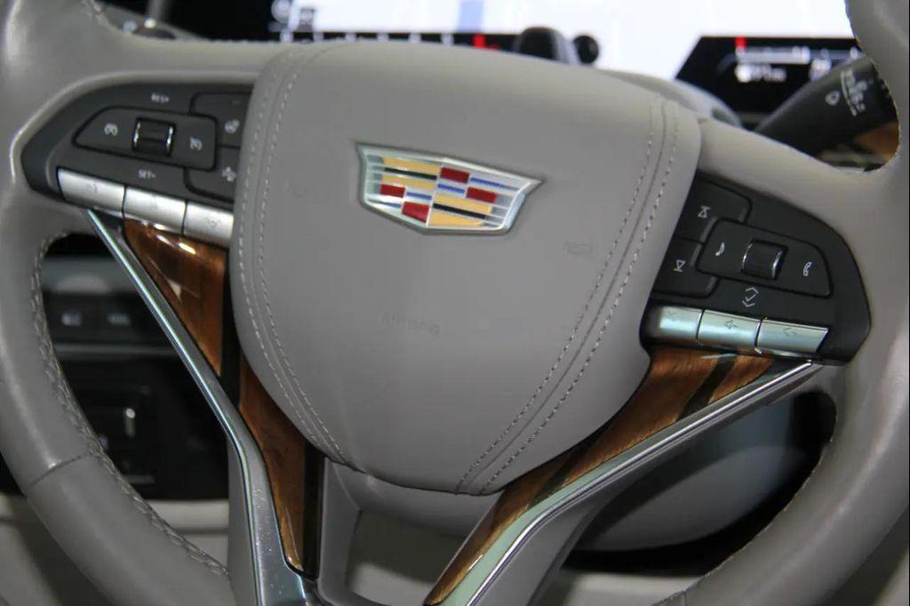 used 2023 Cadillac Escalade ESV car, priced at $64,900