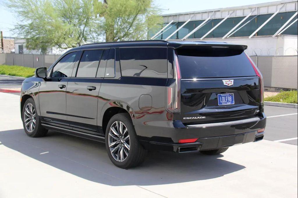 used 2023 Cadillac Escalade ESV car, priced at $64,900