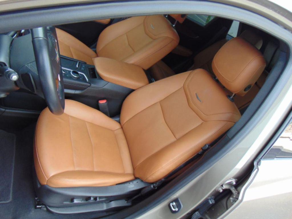 used 2022 Cadillac XT5 car, priced at $21,900