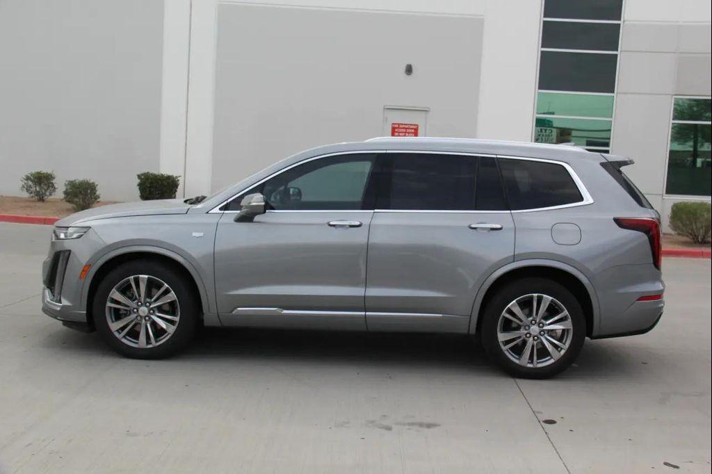 used 2024 Cadillac XT6 car, priced at $30,900