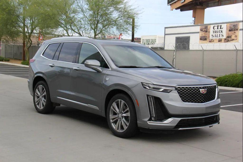 used 2024 Cadillac XT6 car, priced at $30,900