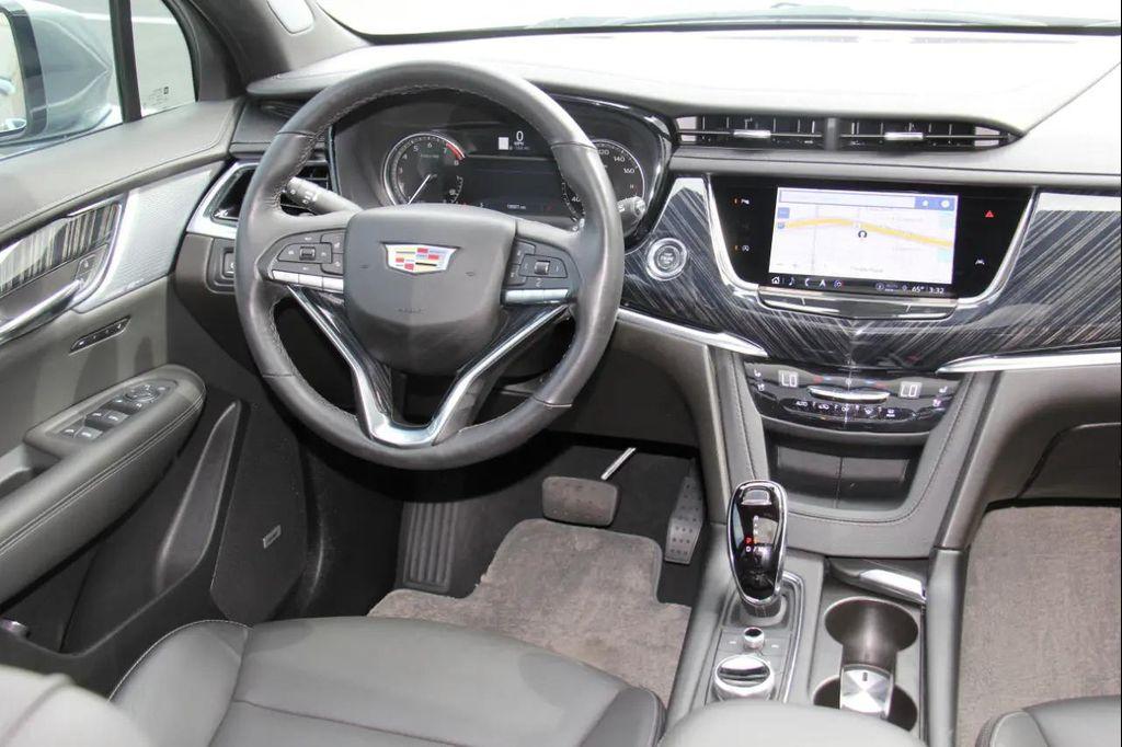 used 2024 Cadillac XT6 car, priced at $30,900