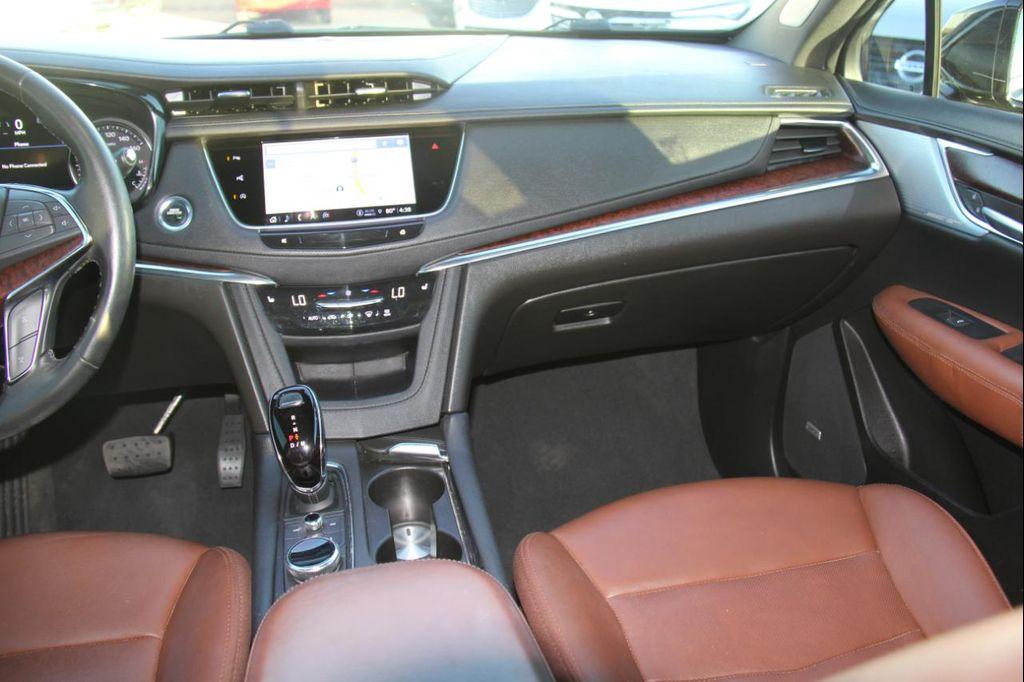 used 2023 Cadillac XT5 car, priced at $21,900