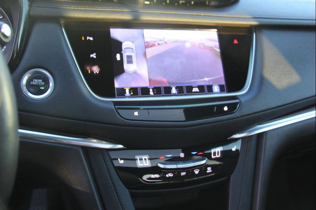 used 2023 Cadillac XT5 car, priced at $21,900