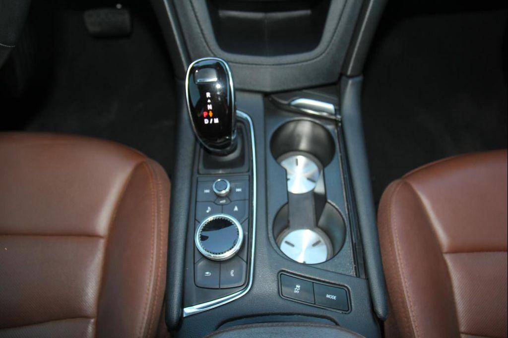 used 2023 Cadillac XT5 car, priced at $21,900