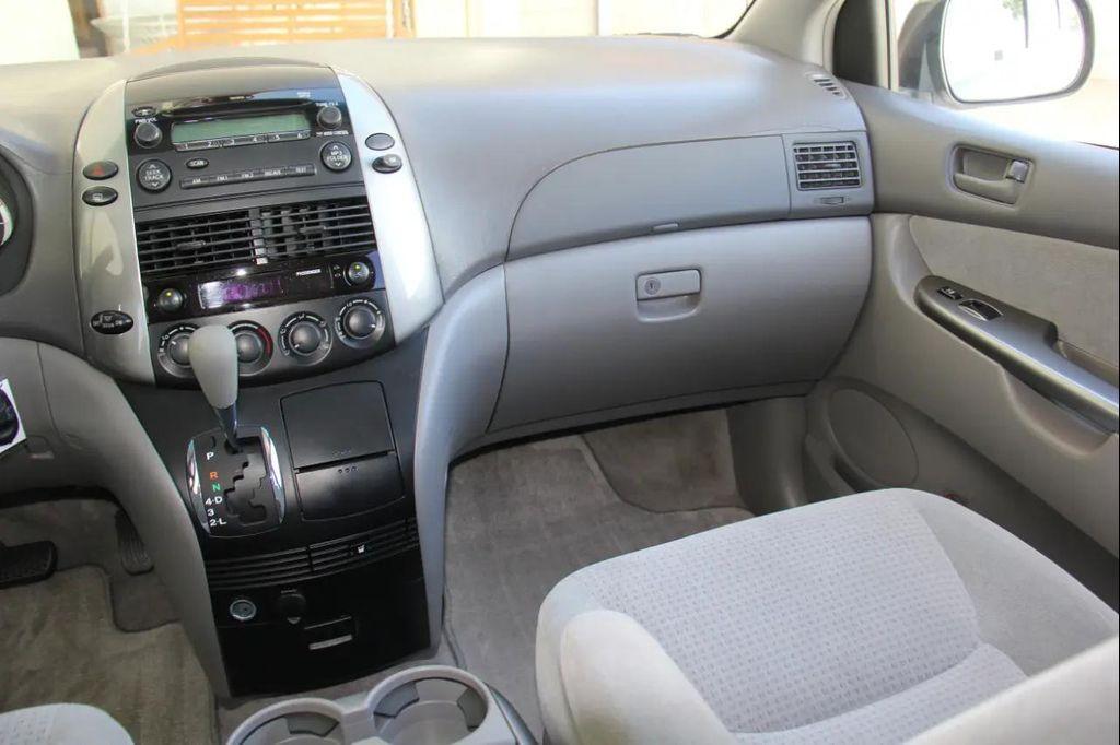 used 2007 Toyota Sienna car, priced at $7,900