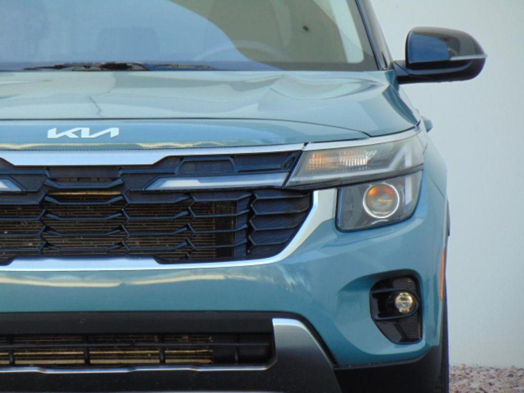 used 2025 Kia Seltos car, priced at $15,900