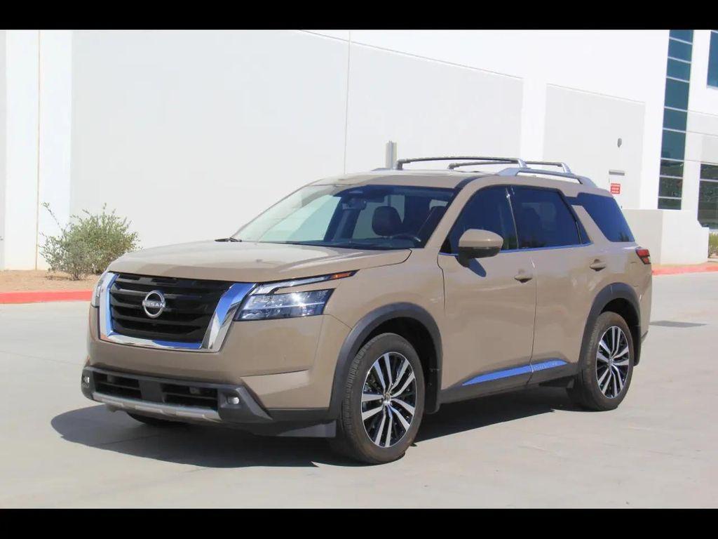 used 2024 Nissan Pathfinder car, priced at $27,900