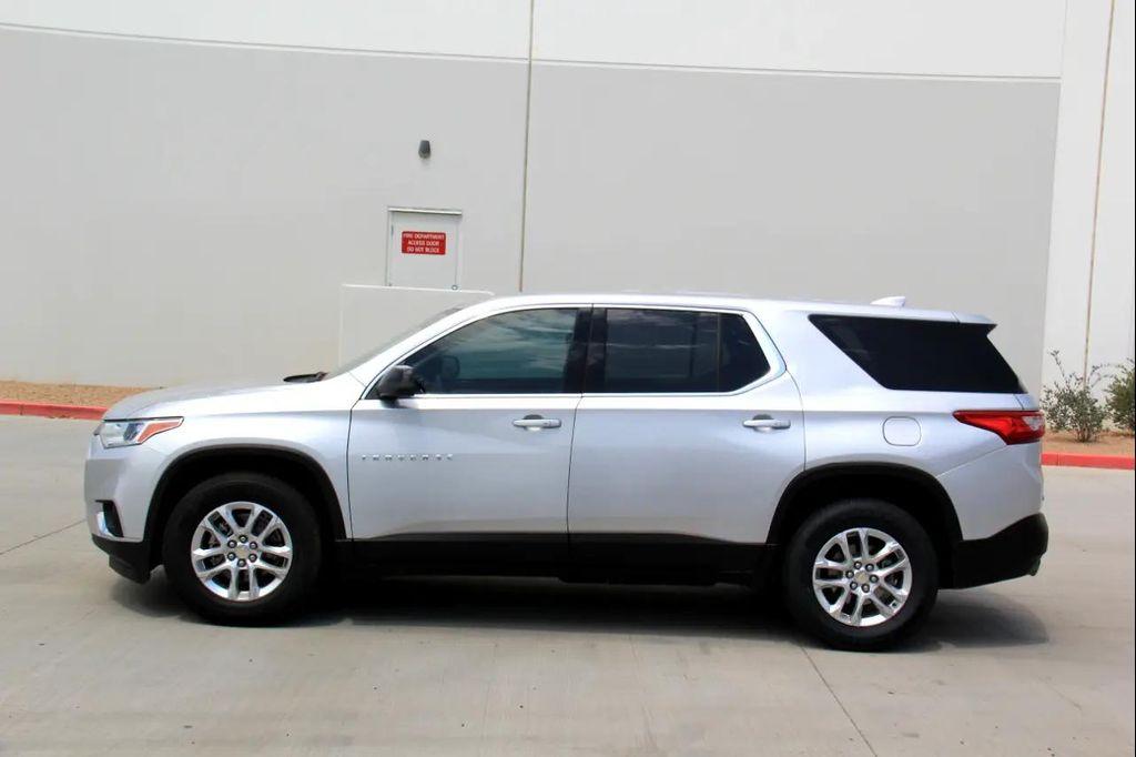 used 2021 Chevrolet Traverse car, priced at $14,900