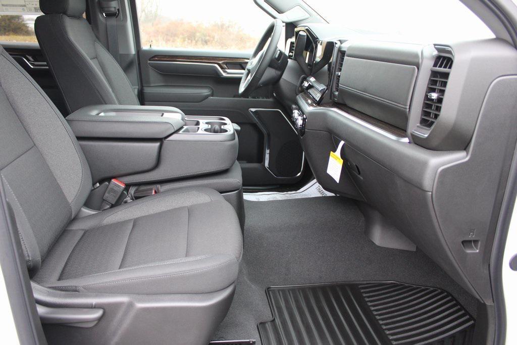 new 2026 GMC Sierra 1500 car, priced at $53,128