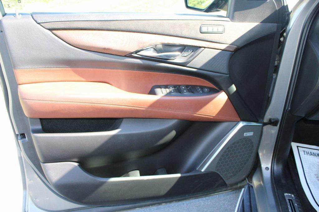 used 2018 Cadillac Escalade car, priced at $33,296