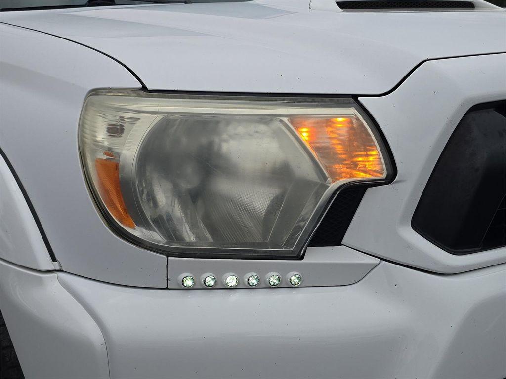 2015 Super White Toyota Tacoma