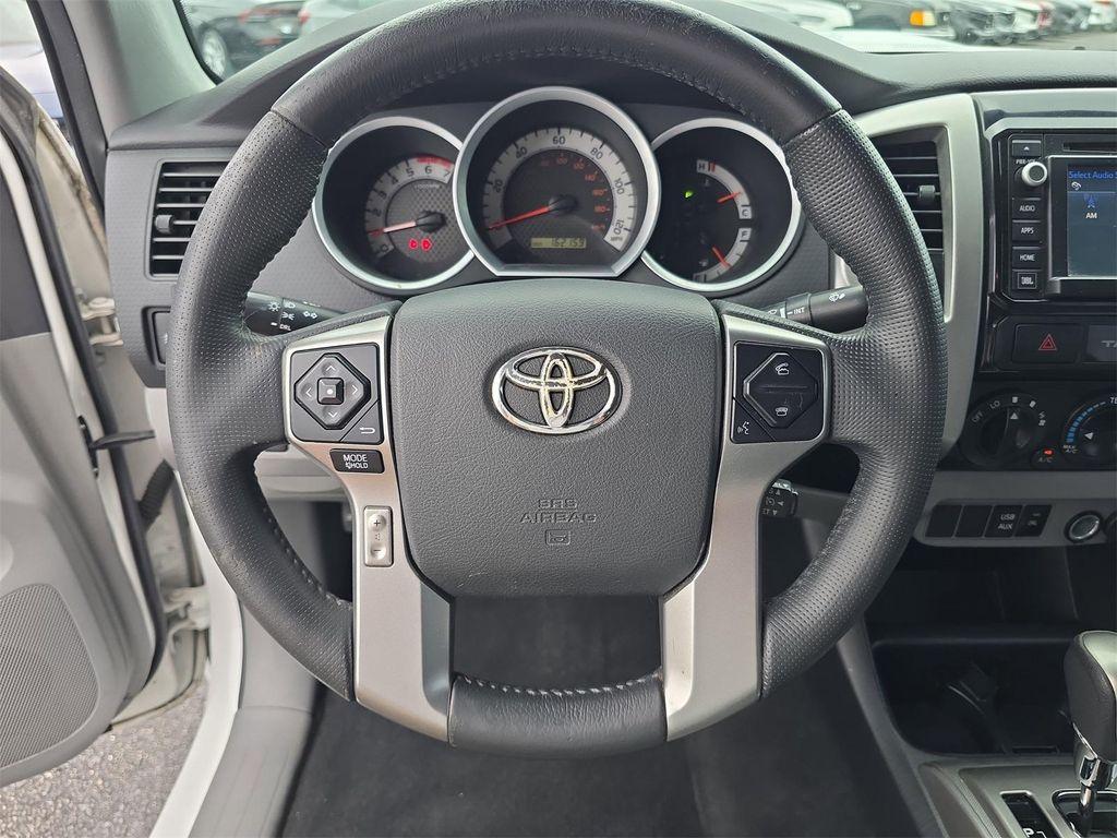 2015 Super White Toyota Tacoma