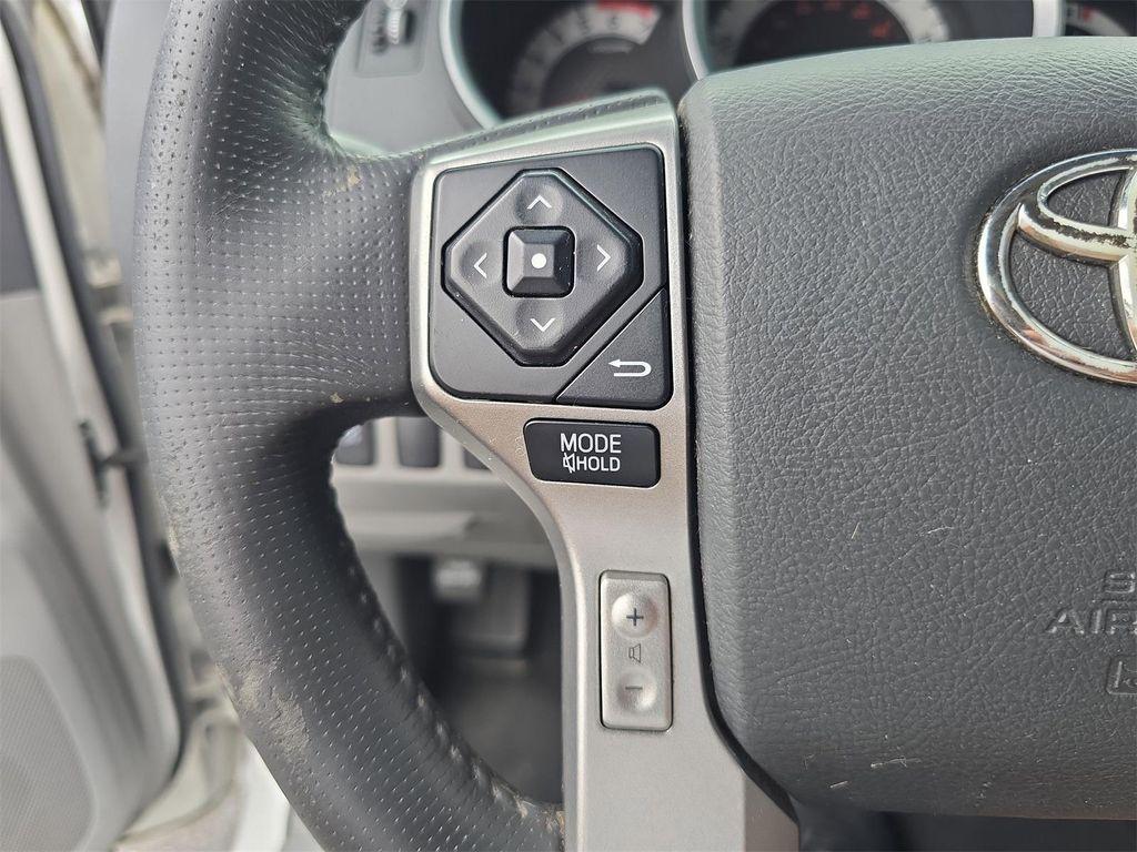2015 Super White Toyota Tacoma