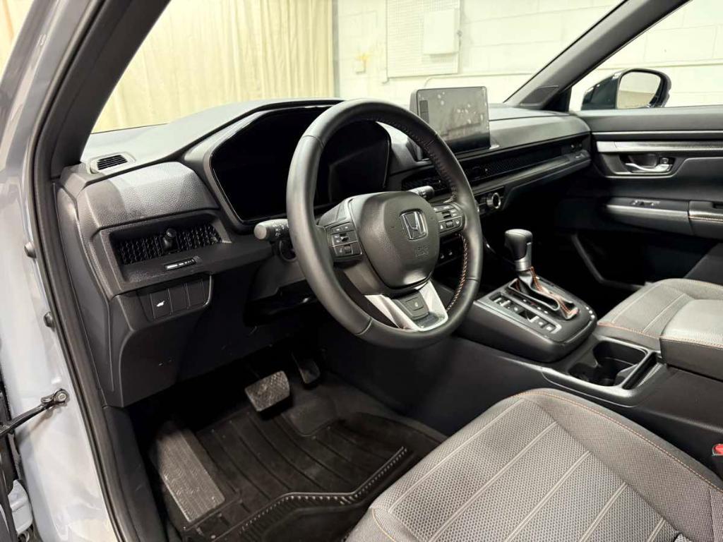 used 2026 Honda CR-V Hybrid car, priced at $38,985